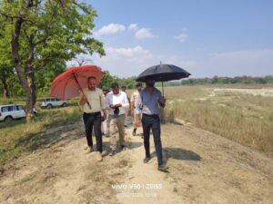 एसडीएम ने प्रखंड बगहा एक एवं दो के कई तटबंधों का निरीक्षण उपरांत पदाधिकारियों को दिया कई दिशा-निर्देश।