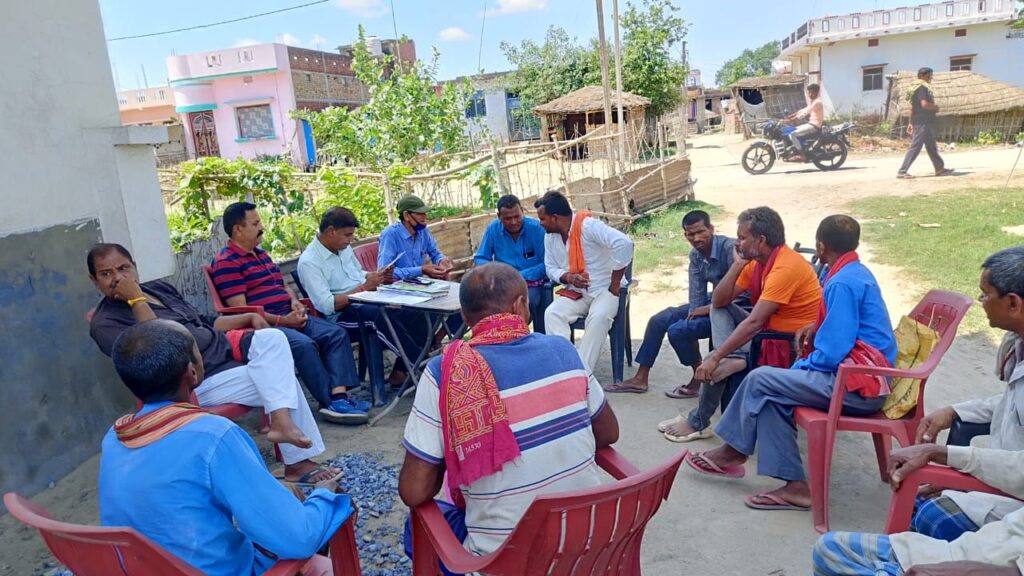 चंदरपुर-रतवल ग्राम कचहरी में ऑन द स्पॉट दो मामलों की किया गया निपटारा