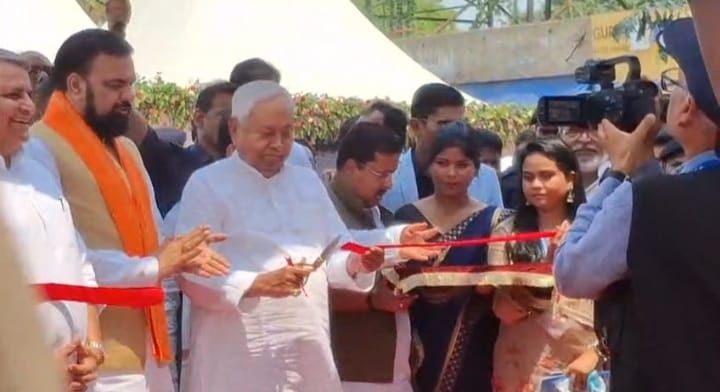 पटना को मिला भारत का पहला डबल डेकर फ्लाईओवर, मुख्यमंत्री ने किया उद्घाटन*