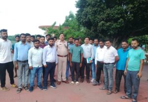 जल संसाधन विभाग के नियंत्रण कक्ष में अंचल और पुलिस प्रशासन की बैठक हुई सम्पन्न।