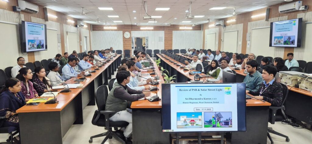 नियमित कार्यों पर प्राथमिकता से दें ध्यान : जिला पदाधिकारी