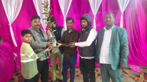 वाल्मीकिनगर: इको फ्रेंडली शादी में पौधा वितरण चर्चा का विषय।