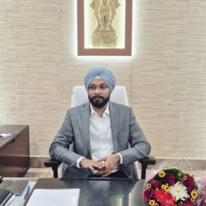 बेतिया:शीत लहर के कारण शैक्षणिक गतिविधियों पर 08 जनवरी तक प्रतिबंध लगा।