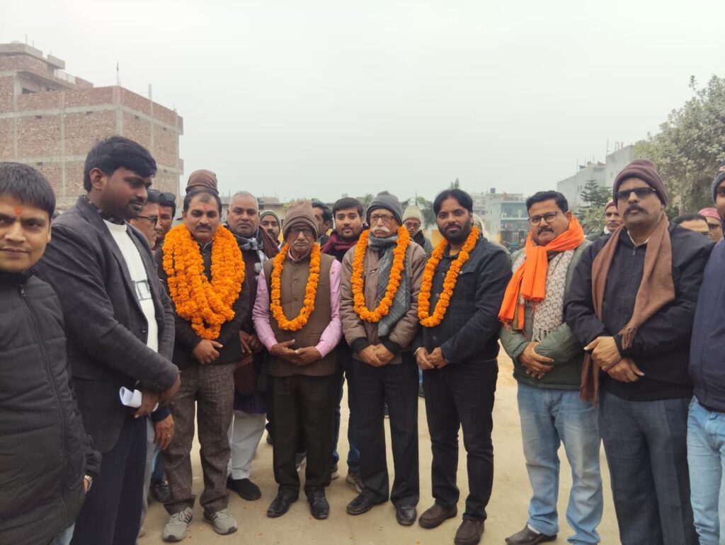 सर्वसम्मति से शैलेश कुमार उपाध्याय दूसरी बार बने ग्रा प ए कुशीनगर जिला अध्यक्ष