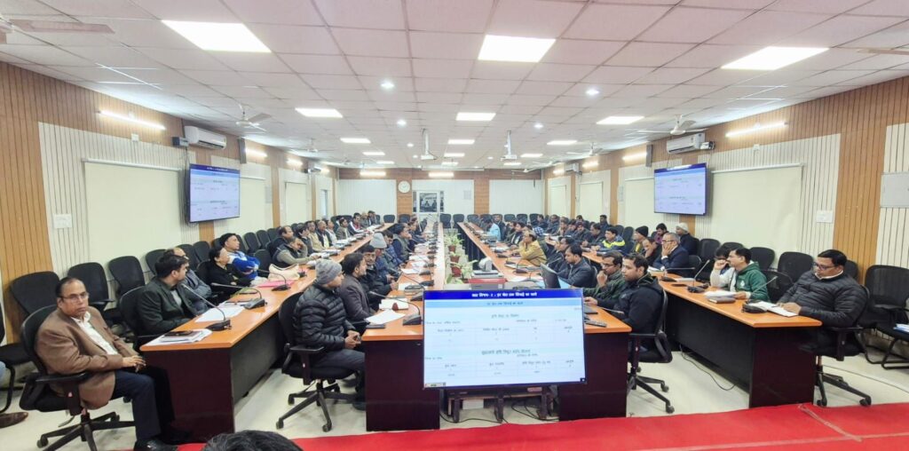 समृद्धि यात्रा को लेकर आयुक्त ने की योजनाओं की व्यापक समीक्षा।