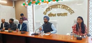 पीएम विश्वकर्मा योजना के तहत 143 आवेदनों की समीक्षा।