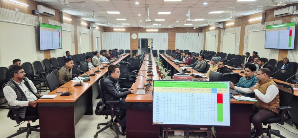 उप विकास आयुक्त ने की जल-जीवन-हरियाली अभियान की समीक्षा।