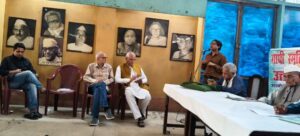 गांधी स्मृति यात्रा काशी पहुंचे