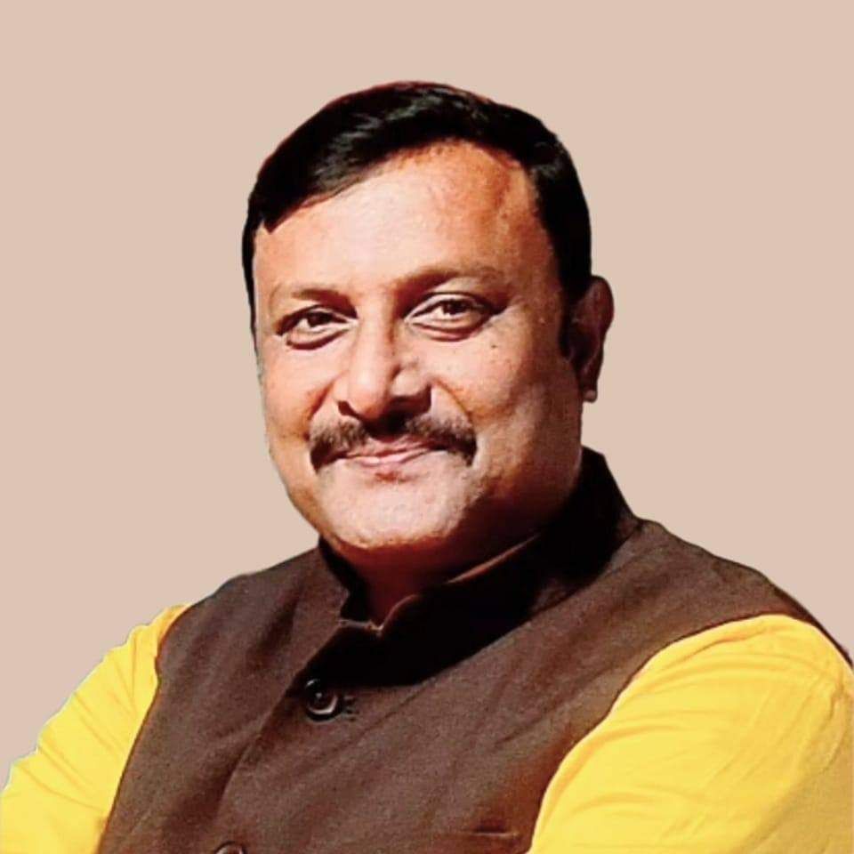 मंडल रेलवे उपयोगकर्ता परामर्शदात्री समिति के सदस्य ने सप्तक्रांति एक्सप्रेस ट्रेन के समस्तीपुर तक विस्तार करने का विरोध जताया।