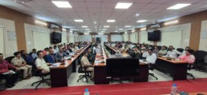 सहायक शिक्षा विकास पदाधिकारी प्रतियोगिता परीक्षा को कदाचारमुक्त और शांतिपूर्ण सम्पन्न कराएं : जिला पदाधिकारी।