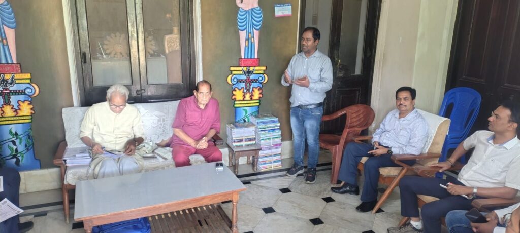 स्वस्थ समाज रचना: दशा एवं दिशा विषय पर आचार्य कुल संदेश स्मारिका प्रकाशन को लेकर बैठक संपन्न