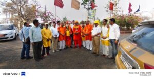 अलीराजपुर से लेकर मांडव तक स्वामी स्वदेशानंद ब्रह्म गिरि महाराज का हुआ भव्य स्वागत।