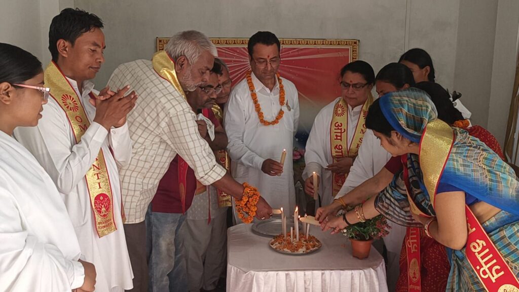 गणपतगंज में नवनिर्मित ओम शांति भवन में भव्य मुरली वर्ग का शुभारंभ