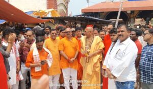 आवाह्न पीठाधीश्वर आचार्य महामंडलेश्वर पहुँचे मां तारापीठ*