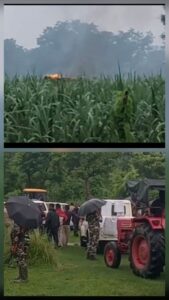 अतिक्रमण हटाने पहुंची वन विभाग के जेसीबी को आक्रोशित ग्रामीणों ने जलाया,प्रशासन कर रही कारवाई