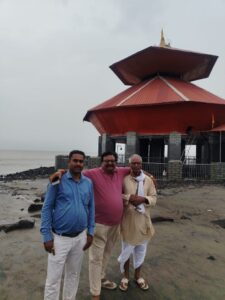स्तंभयेश्वर महादेव लिंग का समुद्र द्वारा प्रतिदिन दो बार होता है जलाभिषेक -पं-भरत उपाध्याय*