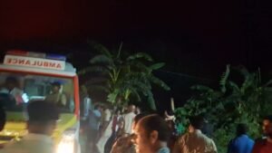 छठियार की खुशियों में मौत का तांडव, बेकाबू बस ने पांच को कुचला